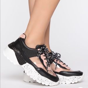 Liliana sneakers unworn